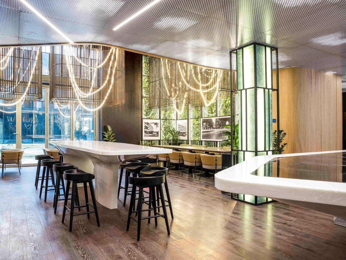 Novotel Living Almaty Jetisu Ngoại thất bức ảnh